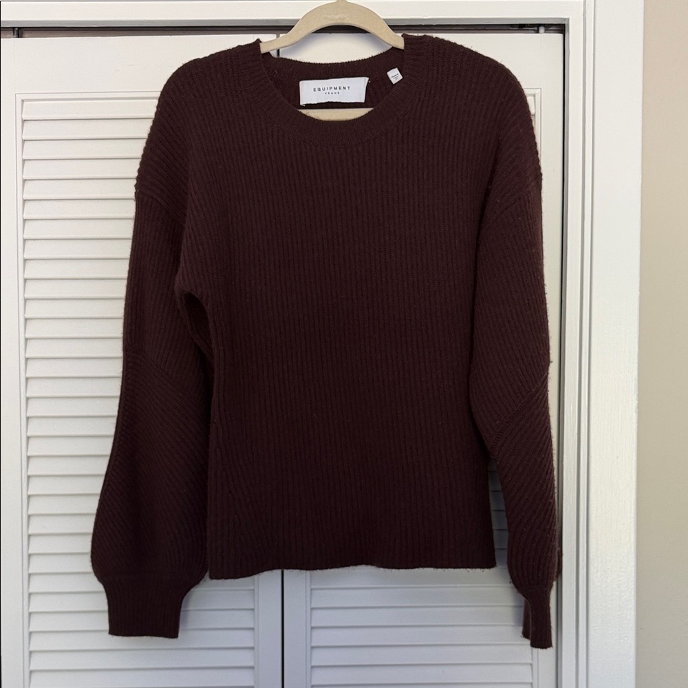 Equipment Women's Dark Brown Crew Neck Sweater
